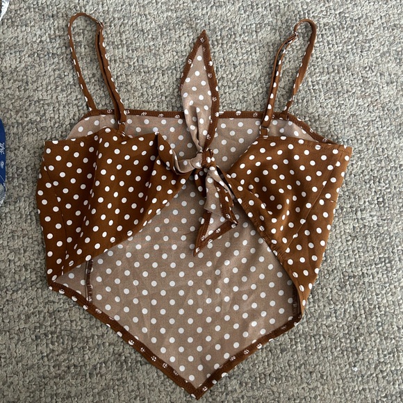 XS POLKA DOT TIED BACKLESS BANDANA CAMI TOP (BROWN) & LARGE BLUE BACKLESS TOP - Picture 4 of 6